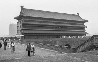 L’une des tours de la porte principale de Xi’an, au-dessus des remparts.