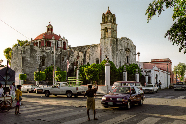 Église dans le centre de Cuautla.