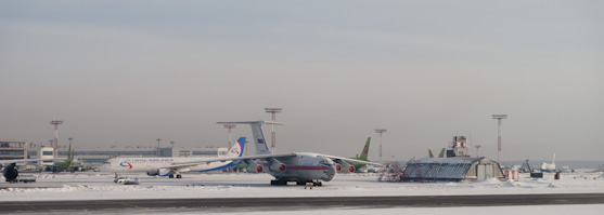 Arrivée en Russie sous un ciel d'hiver