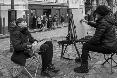 Portraitiste et son modèle. Montmartre