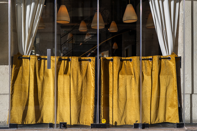 Rideau jaune n°2