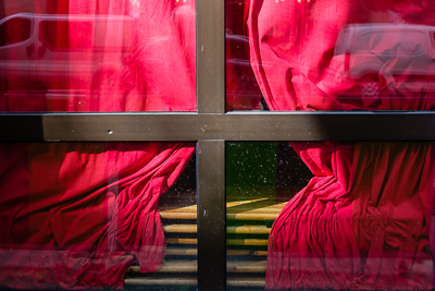 Rideaux bien à l'étroit